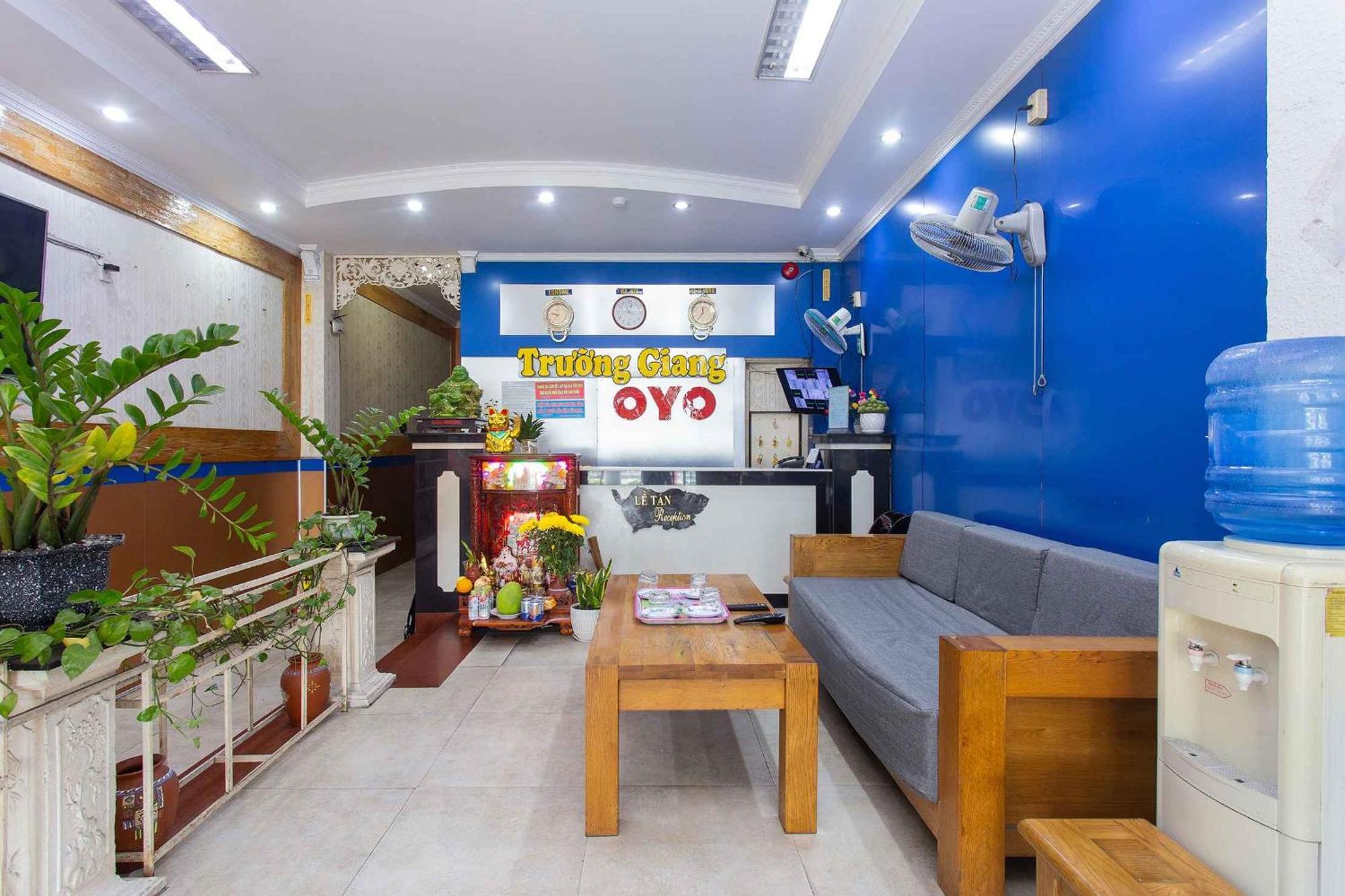 Oyo 553 Truong Giang Hotel ดานัง ภายนอก รูปภาพ