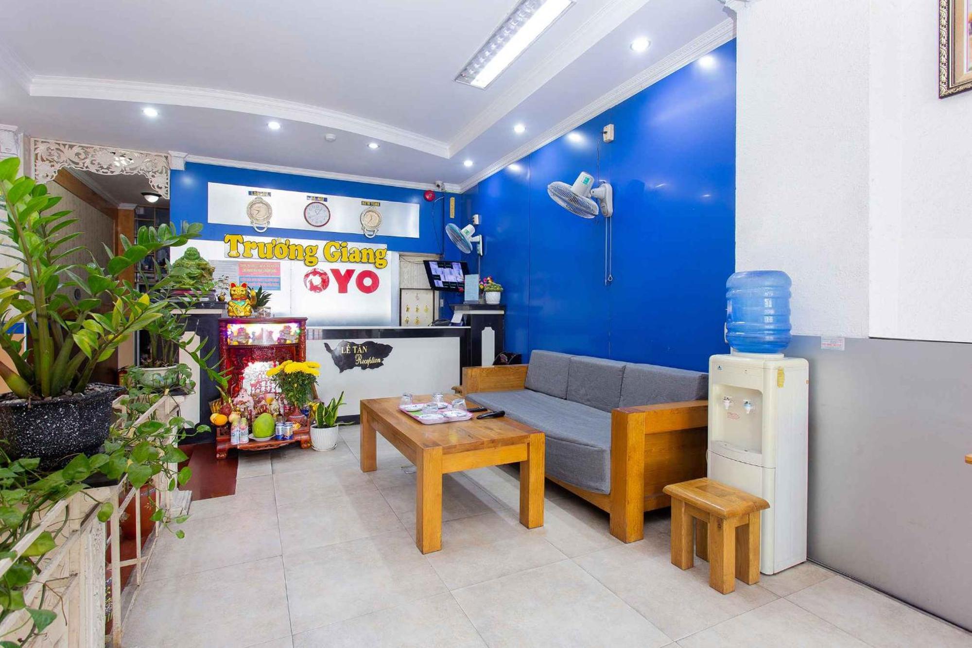 Oyo 553 Truong Giang Hotel ดานัง ภายนอก รูปภาพ
